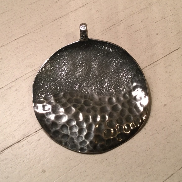 Silpada sterling circular hammered pendant